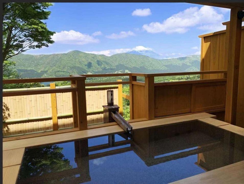 Hotel 箱根七福荘 Zewnętrze zdjęcie
